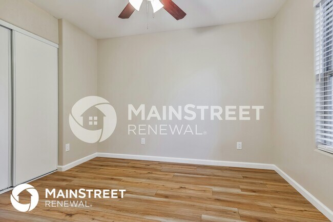 Building Photo - 3117 E Harrison St