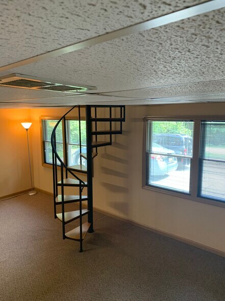Building Photo - 1016 Old Valley Forge Rd