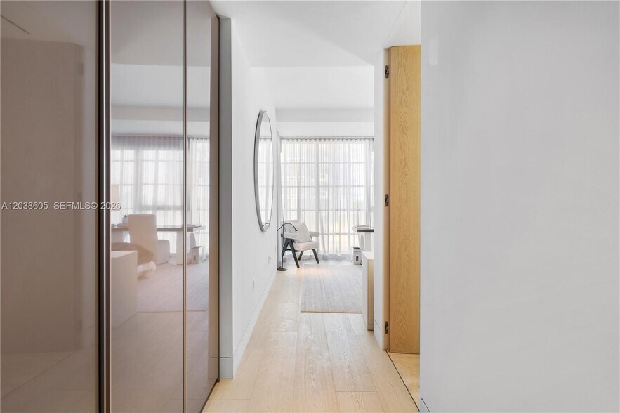 Building Photo - 8955 Collins Ave