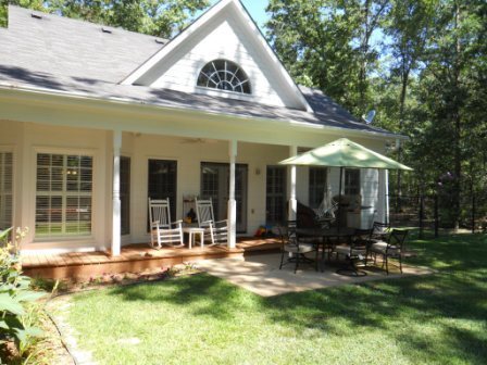 Building Photo - 4 Bedroom House next to Washington Farms