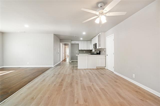 Building Photo - 713 Nottingham Dr