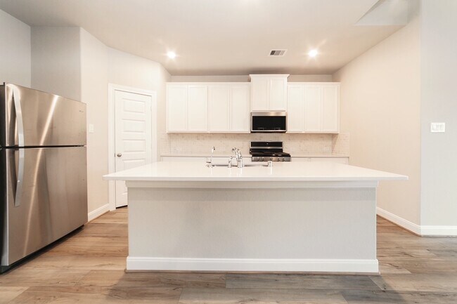 Building Photo - 11419 Glenwick Haven Dr