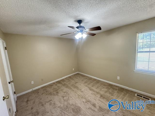 Building Photo - 127 Colby Dr NE