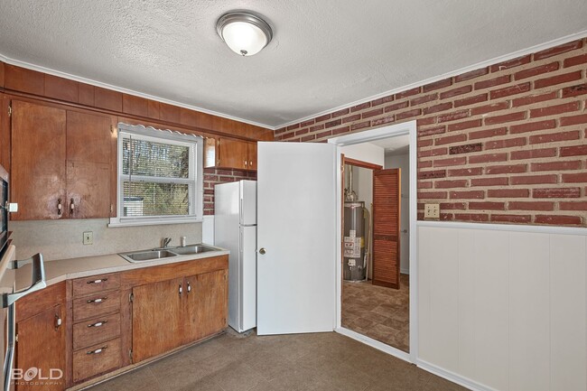 Building Photo - 6863 Washington Ln