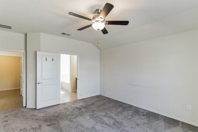 Building Photo - 3900 Alpine Autumn Dr