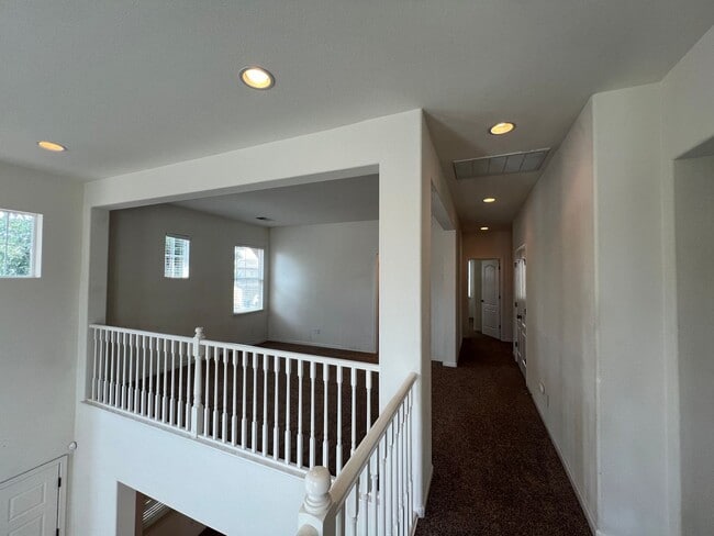 Building Photo - 2553 Acapulco Way
