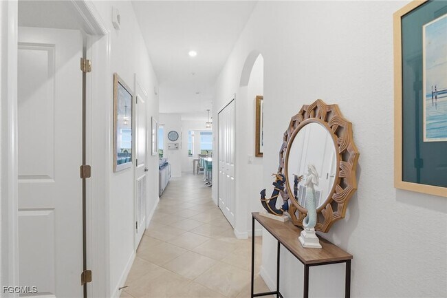 Building Photo - 14161 Heritage Landing Blvd