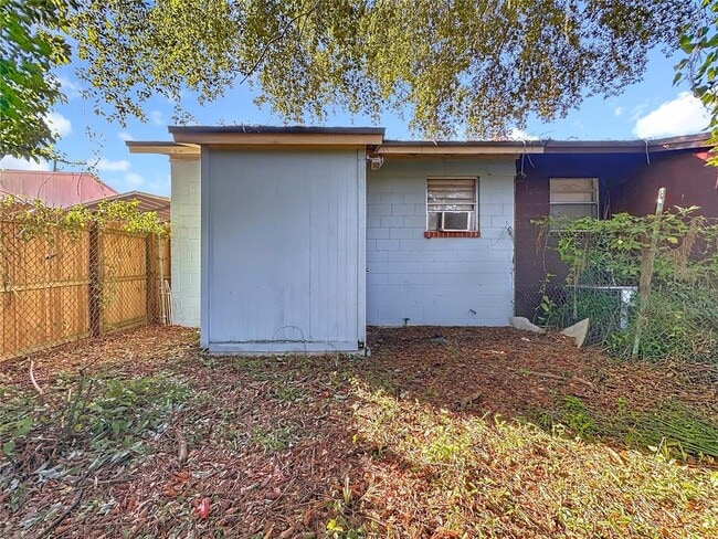 Building Photo - 4509 Ken Knight Dr N