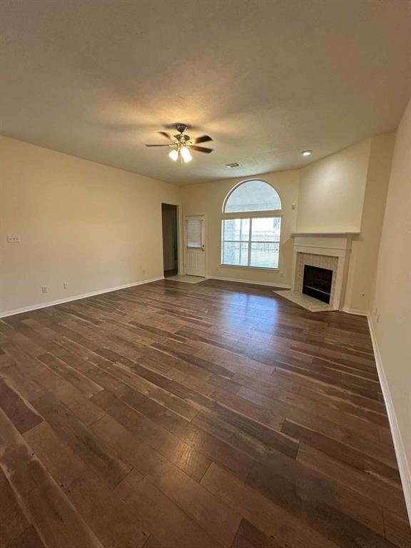 Building Photo - 15215 Millers Run Ln