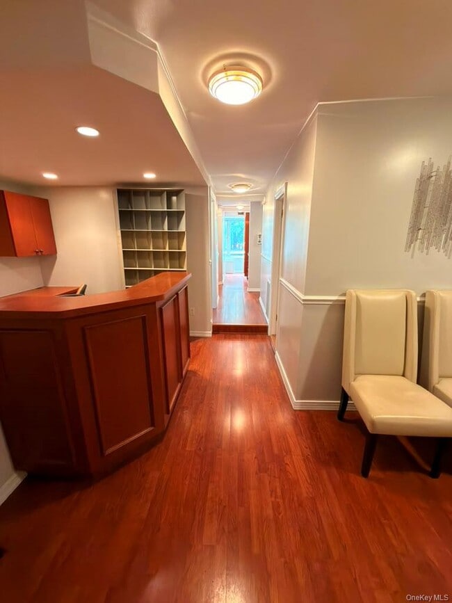 Building Photo - 155 W 68th St