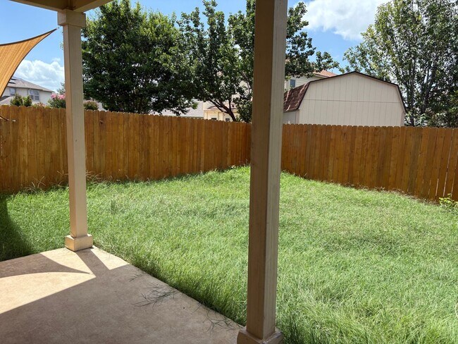 Building Photo - Beautiful home in Town Creek Village - Cibolo