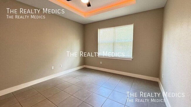 Building Photo - 56 Cordona Dr