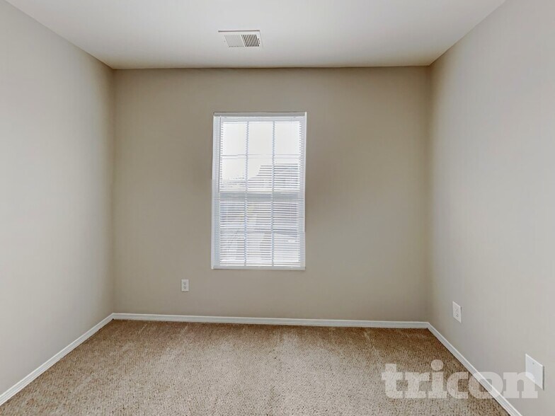 Building Photo - 4628 Meadowfield Rd