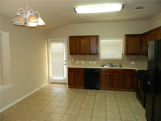 Building Photo - 3149 Henderson Path