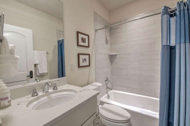 Building Photo - Winter Rental