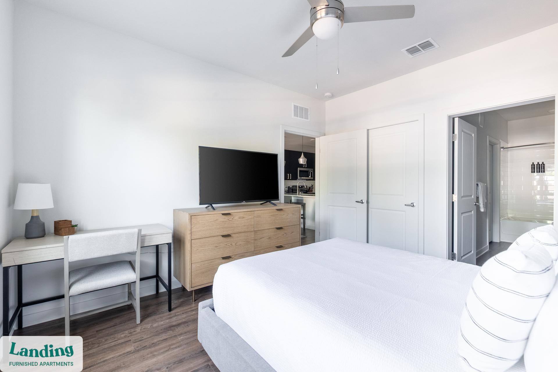 Building Photo - 1225 Utica Dr