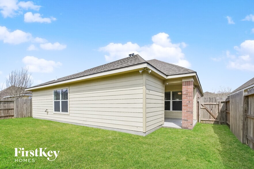Building Photo - 10364 Stone Gate Dr