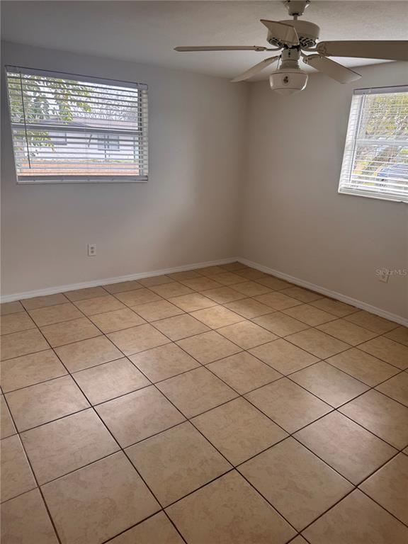 Building Photo - 2043 Shannon Dr