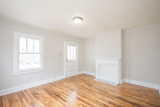 Building Photo - 486 Hammond Dr