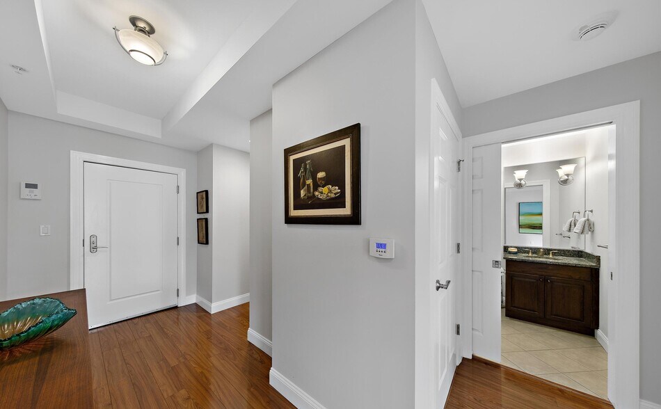 Building Photo - 38 High Rock Ave