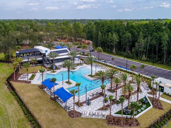 Building Photo - Resort-Style Living in eTown | Gated Community + Top Amenities