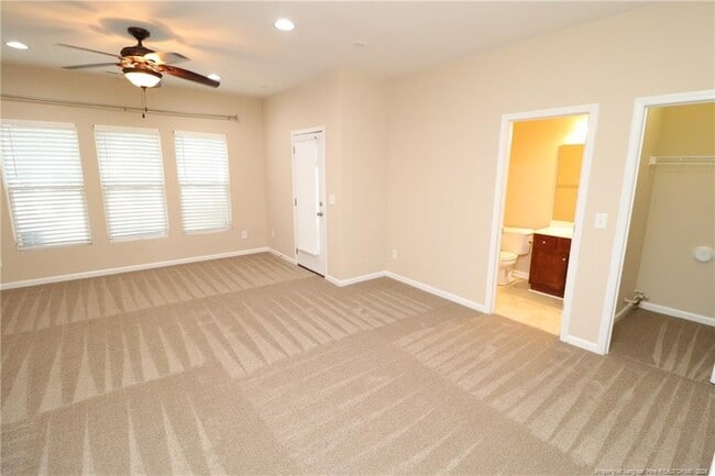 Building Photo - 711 Keystone Park Dr