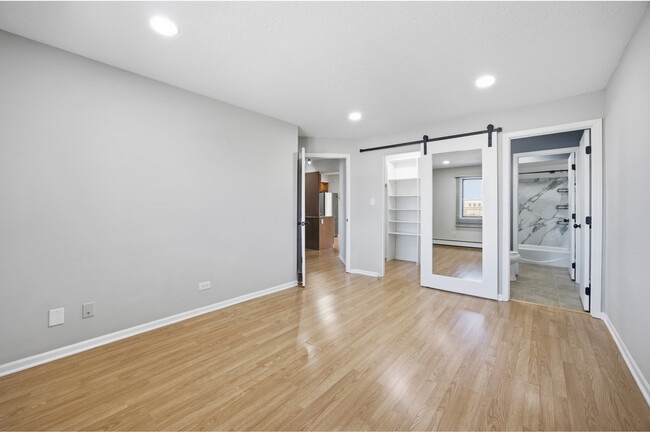 Building Photo - 13 Cedar Ct