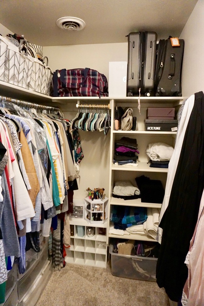 Building Photo - 3531 S Lower Fork Way