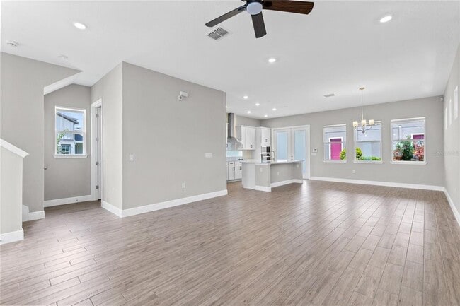 Building Photo - 10205 Pearson Ave