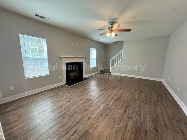 Building Photo - 2793 Oakvale Falls Dr