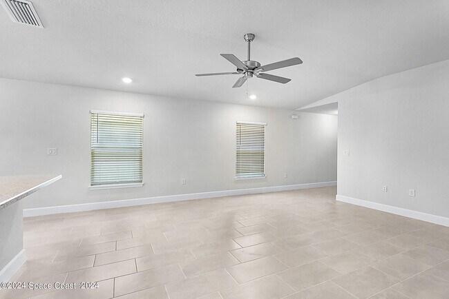 Building Photo - 1059 Grantham Ln