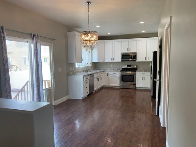 Building Photo - 5033 W Black Granite Way