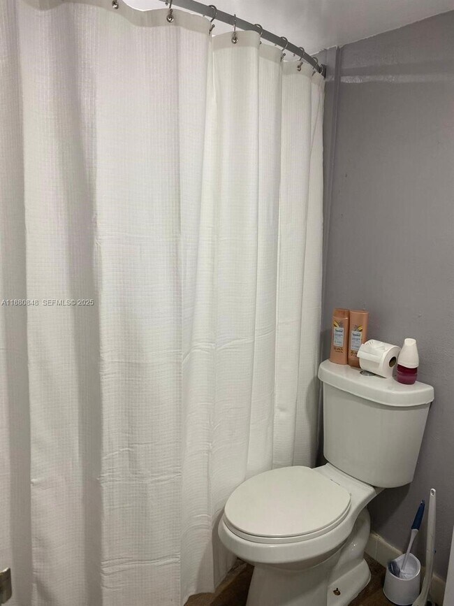 Building Photo - 19201 Collins Ave