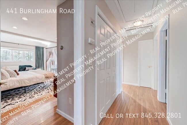 Building Photo - 441 Burlingham Rd