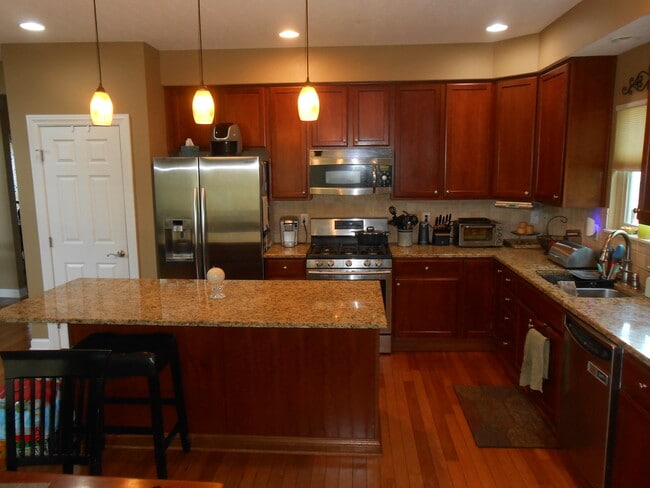 Building Photo - 8006 Caraway Ave