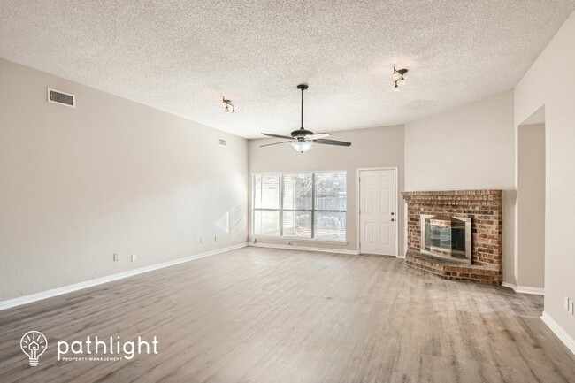 Building Photo - 2525 Brushwood Ln