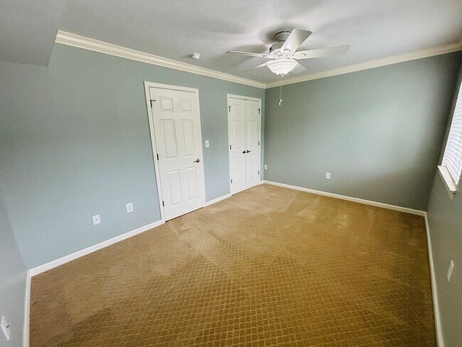 Building Photo - 1775 Liberty Ln