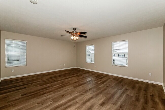 Building Photo - 8042 Grove Berry Way