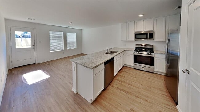 Building Photo - 1927 Wolford Wy