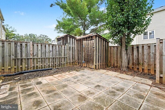 Building Photo - 5502 Lakewhite Ct