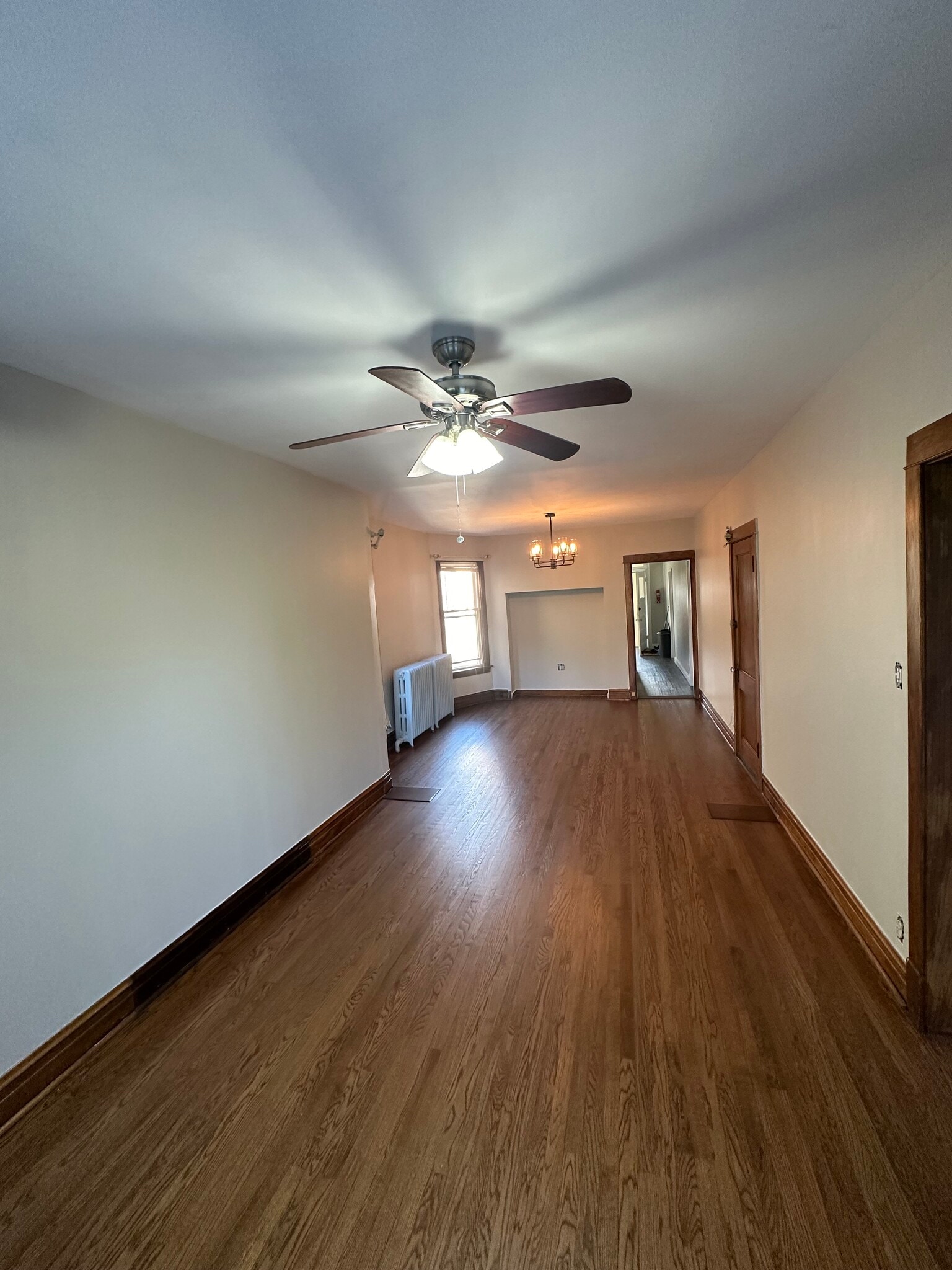 Building Photo - 2308 N Harding Ave