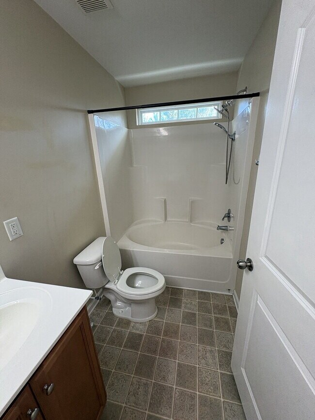 Building Photo - 626 Ebb Tide Ln