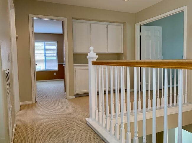 Building Photo - 2760 Irongate Pl