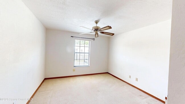 Building Photo - 9010 Wedgewood Pl