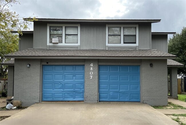 Primary Photo - 4807 Putters Cove