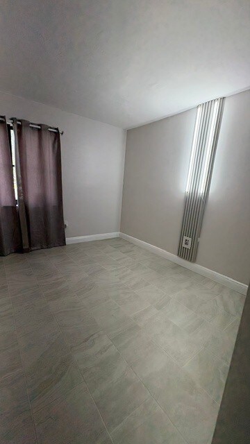 Guest Bedroom - 9429 Fontainebleau Blvd