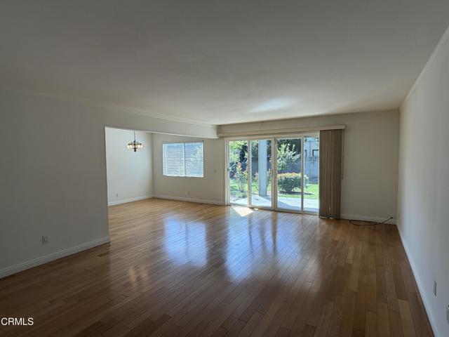 Building Photo - 868 Fairview Ave