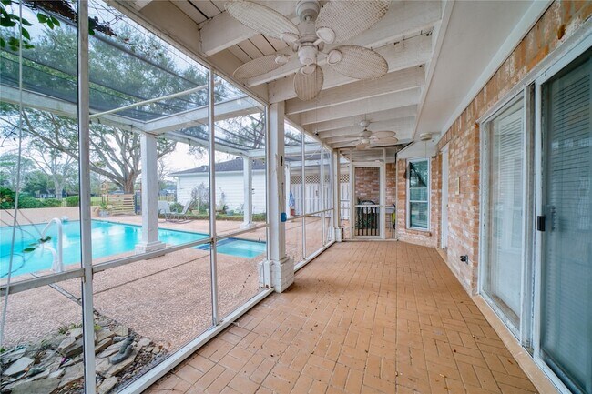 Building Photo - 3114 Cypress Point Dr