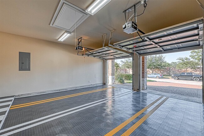 Building Photo - 17827 Circular Quay Ln