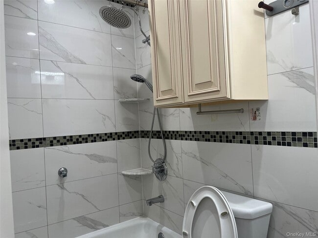 Building Photo - 43-12-43157 157th St